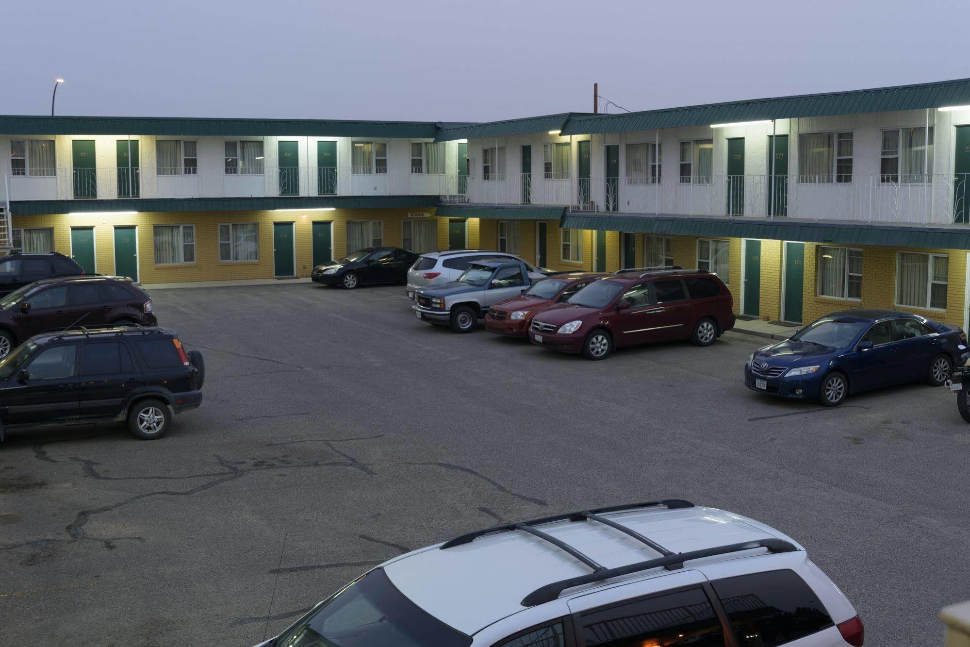 Sun-Dek Motel Medicine Hat Exteriör bild